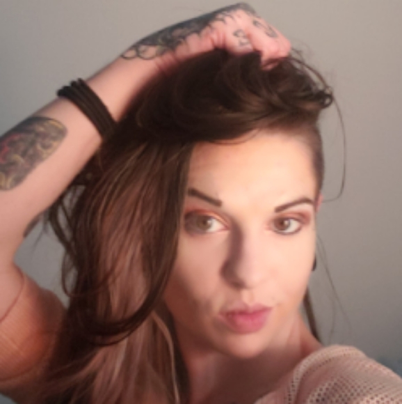 Clothes for a good cause! #foragoodcause - Picture 1 of 4